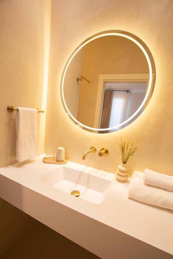 מאלגה Alux Boutique Hotel מראה חיצוני תמונה