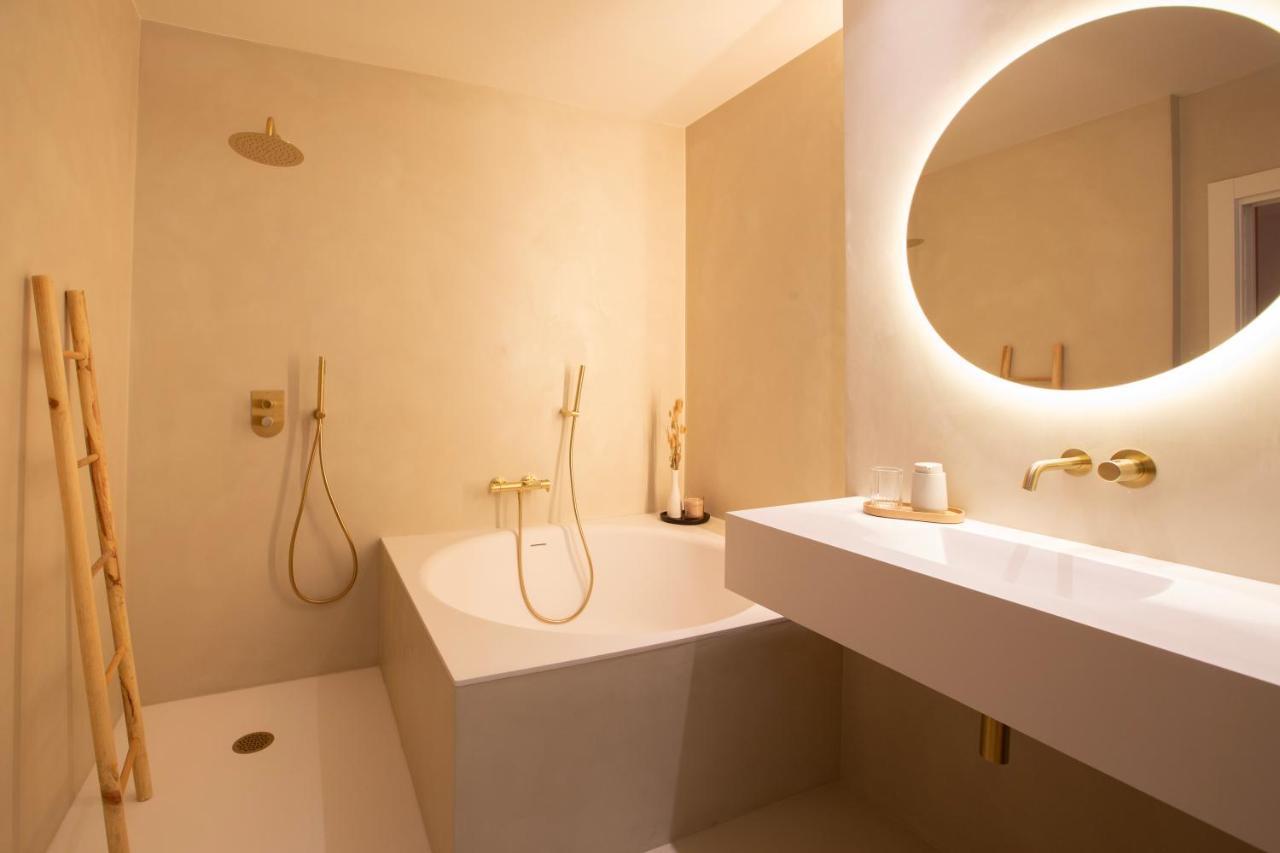 מאלגה Alux Boutique Hotel מראה חיצוני תמונה