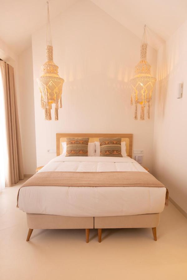 מאלגה Alux Boutique Hotel מראה חיצוני תמונה