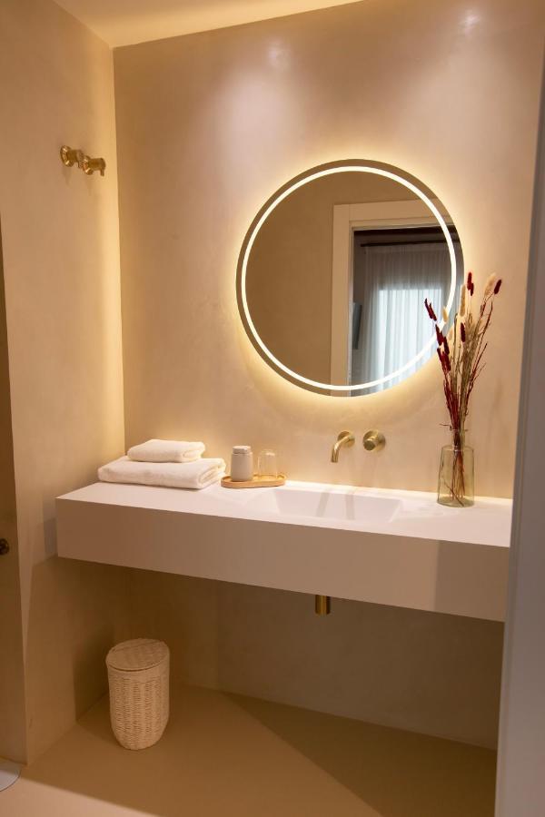 מאלגה Alux Boutique Hotel מראה חיצוני תמונה