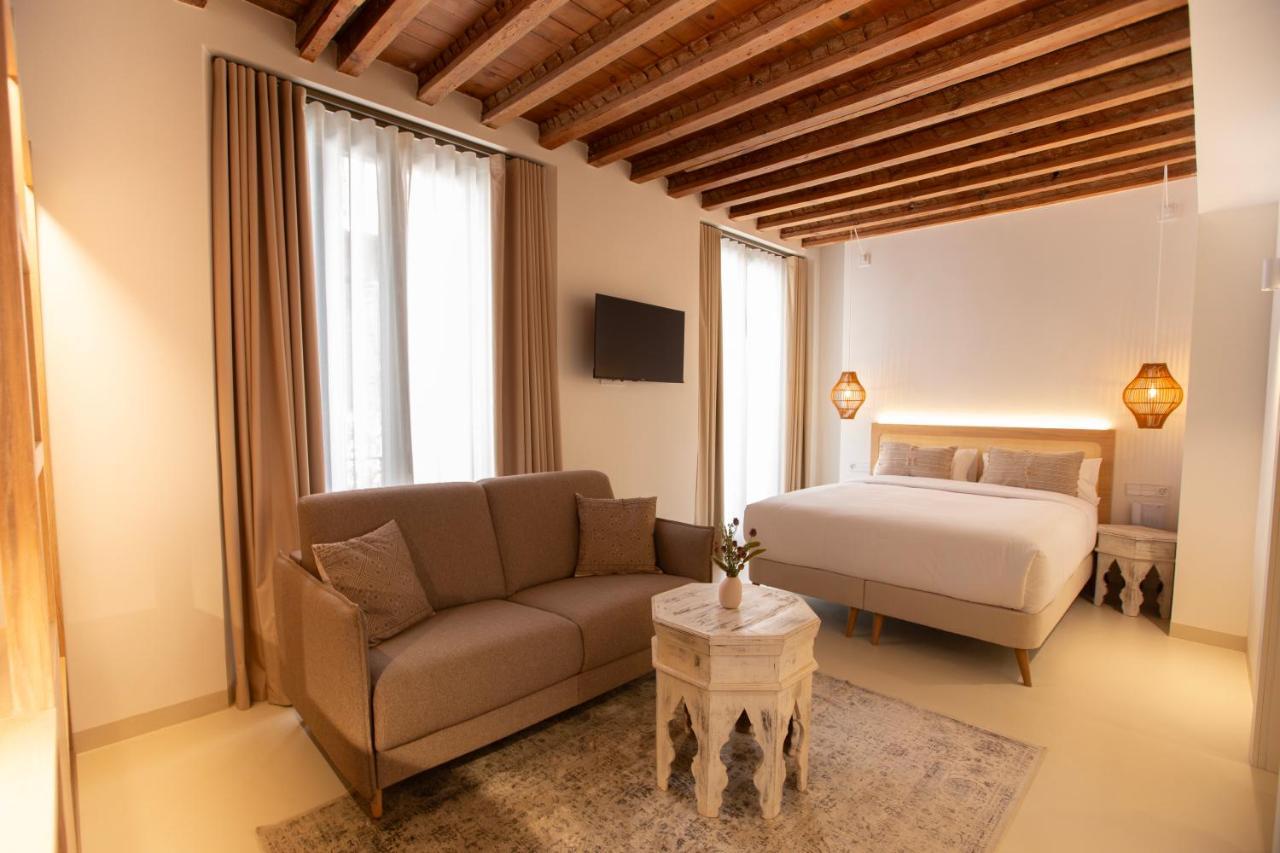 מאלגה Alux Boutique Hotel מראה חיצוני תמונה
