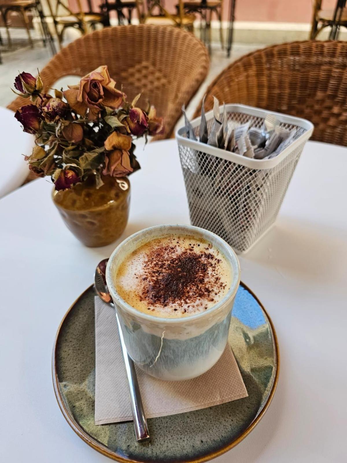 מאלגה Alux Boutique Hotel מראה חיצוני תמונה